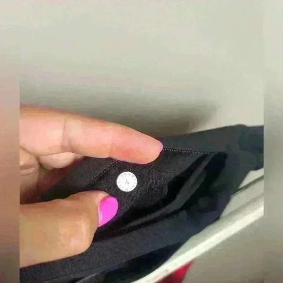 Lululemon Athletica Train Times Fast Pace 25” Leggings Carminetrue Red Black - Picture 9 of 10